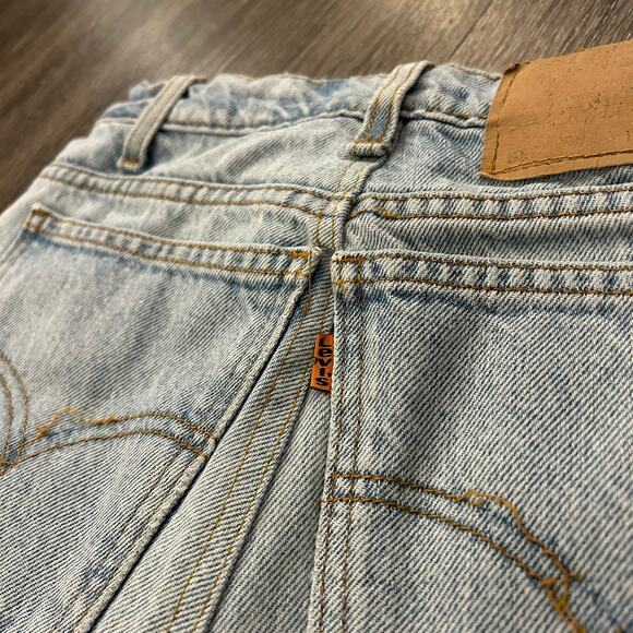 Vintage Levi’s 550 Reworked Denim Skirt Orange Tab Distressed Raw Hem Light Wash - Picture 5 of 15